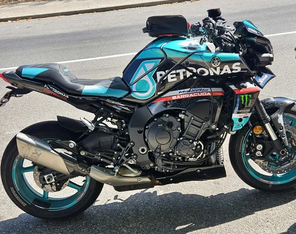 KIT DÉCO YAMAHA MT10 petronas